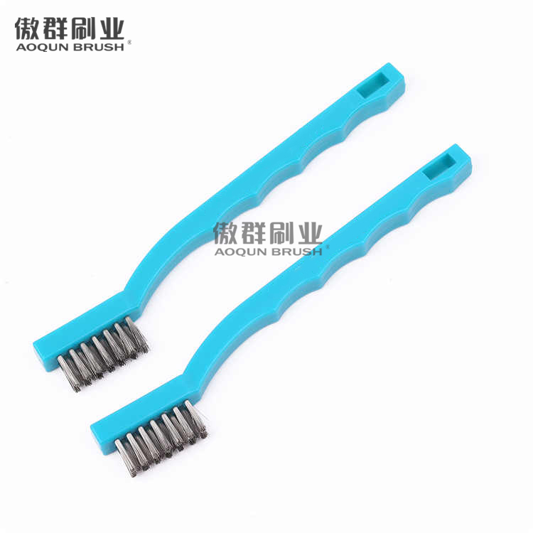 Autoclavable Instrument Cleaning Brush