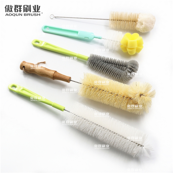 Utility Bottle Cleaning Brush Set