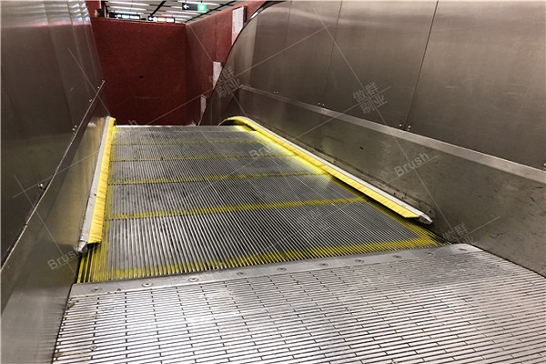 Уплотнения дверей лифта Aoqun защищают лифт от пыли